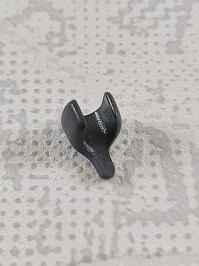 30070180_30230602_b